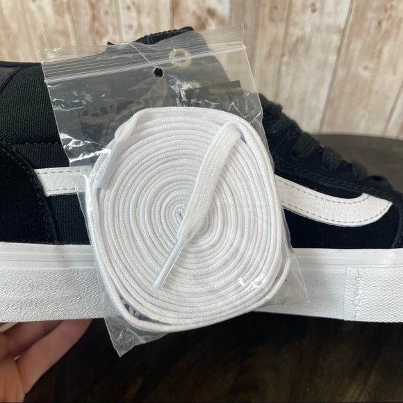 Vans Style 112 Mid Pro Sneaker Size 9 Women - Picture 9 of 10